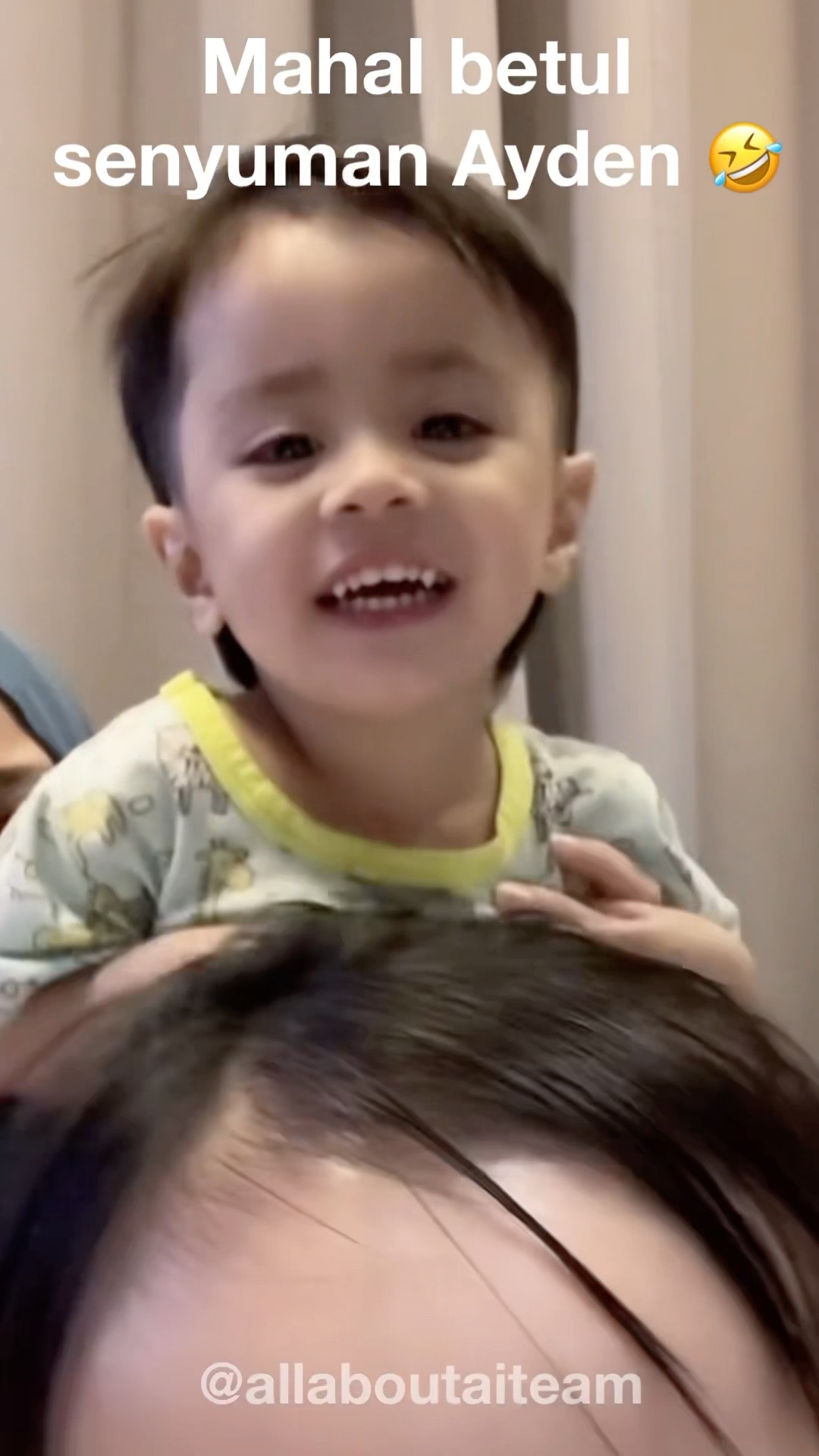 Asyik Tak Senyum Je, Ni Bila Senyum Terus Jatuh Hati Tengok ? #aylaayden #bellestrelle